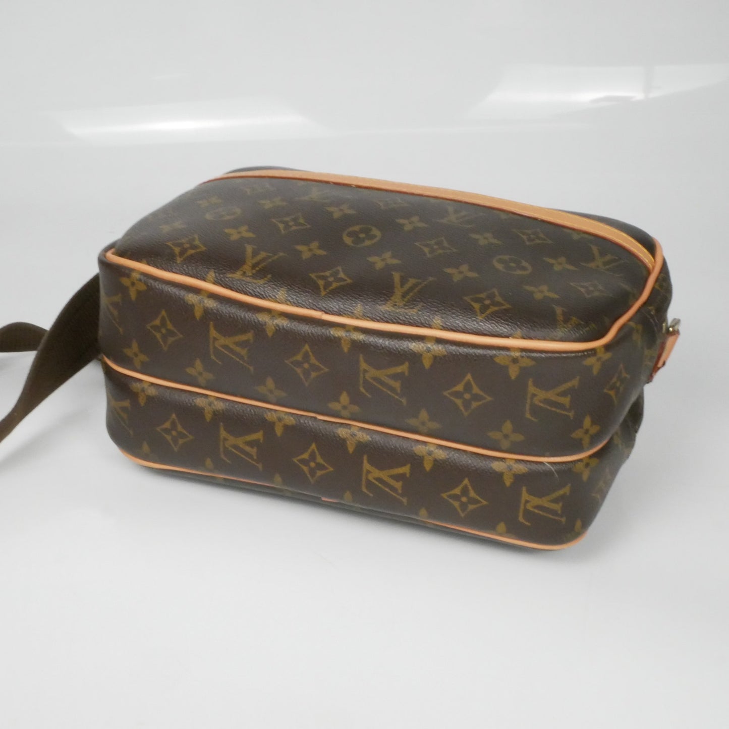 Louis Vuitton Monogram Reporter Bag