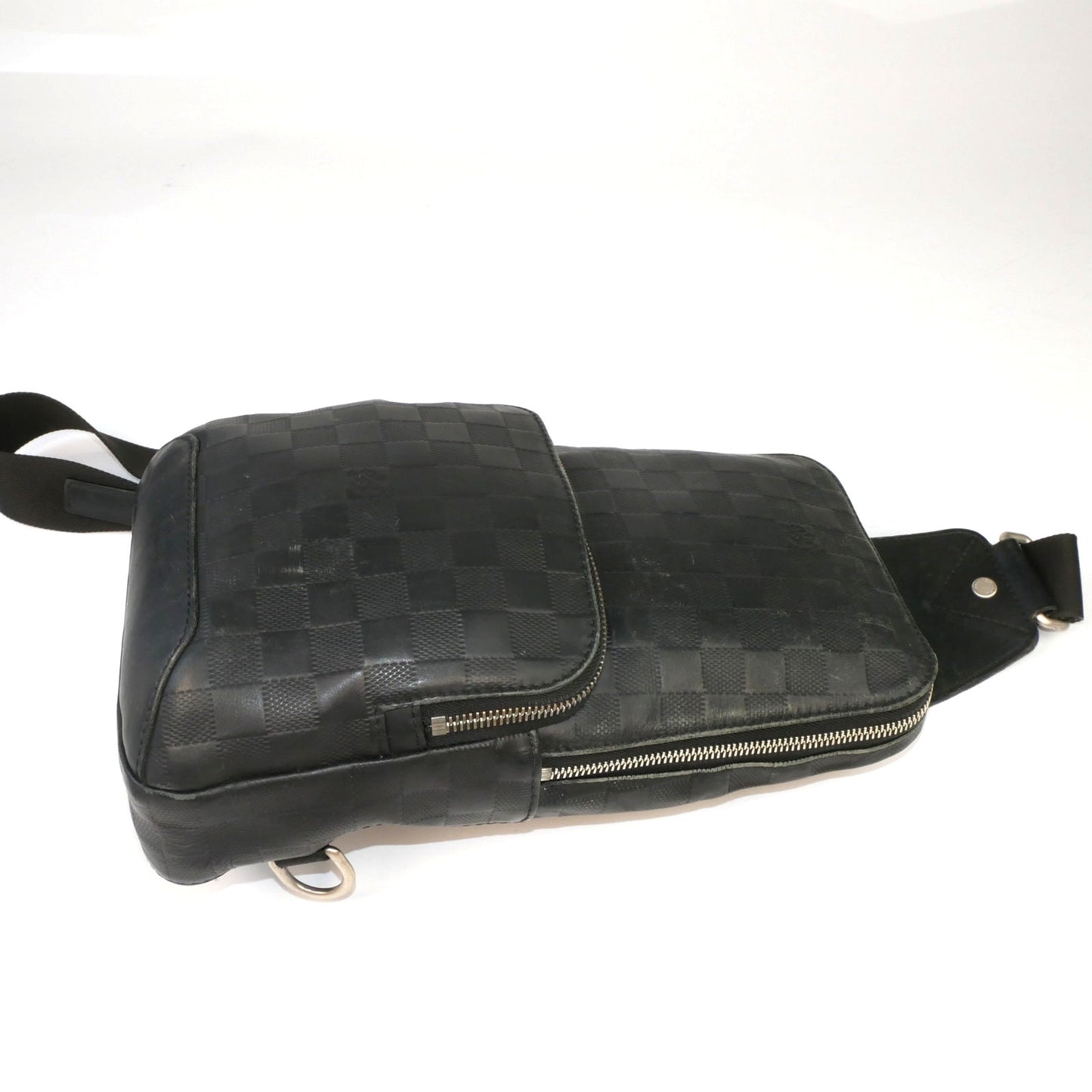 Louis Vuitton Avenue Sling Bag