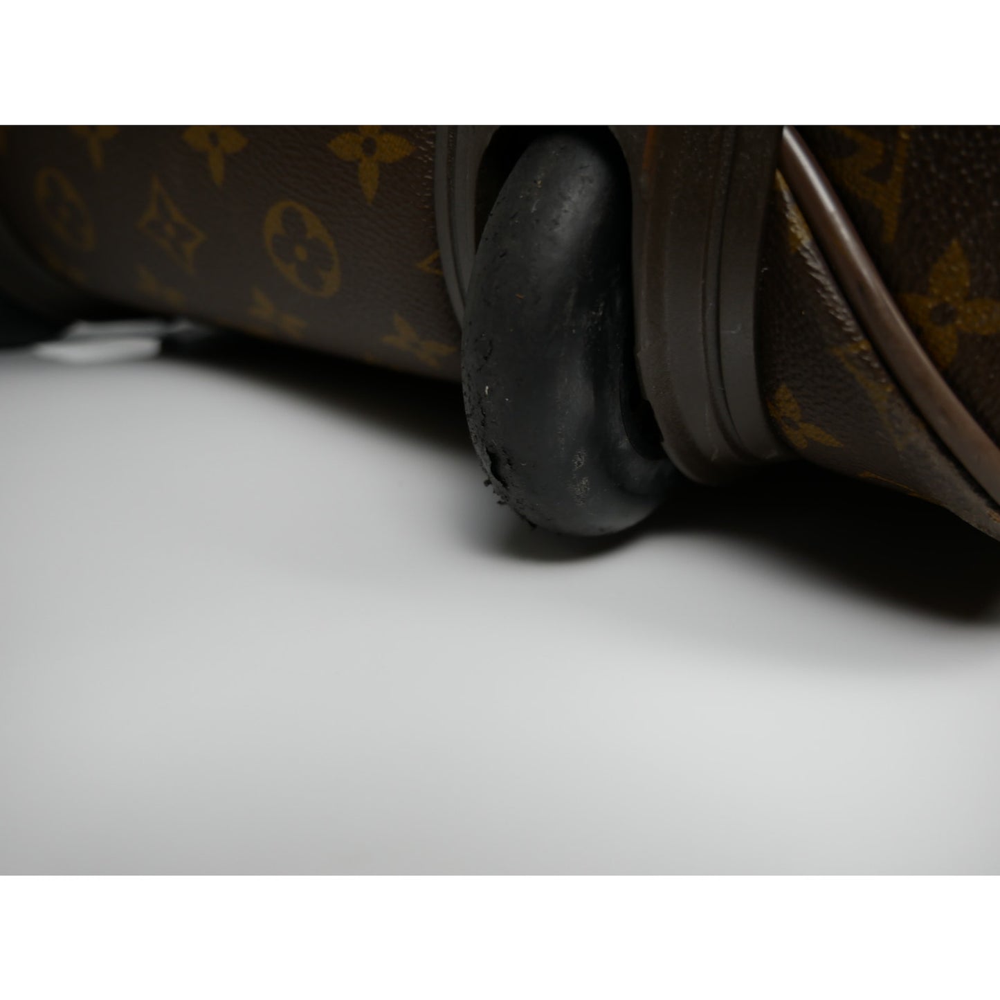 Louis Vuitton Monogram Pegas Carry Case