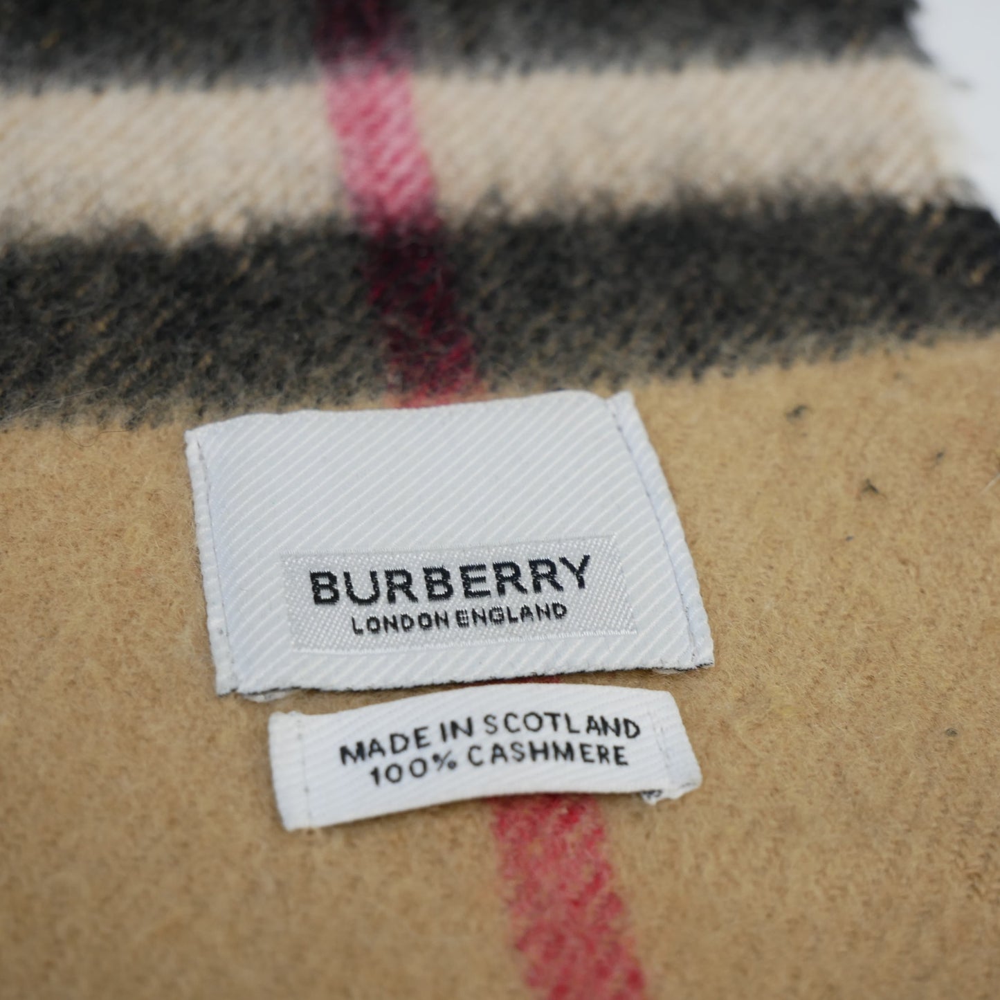 Burberry Classic Cashmere Muffler