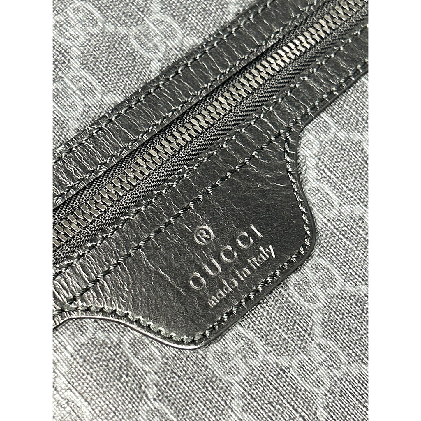 Gucci Dark Grey GG Supreme Canvas Messenger Bag