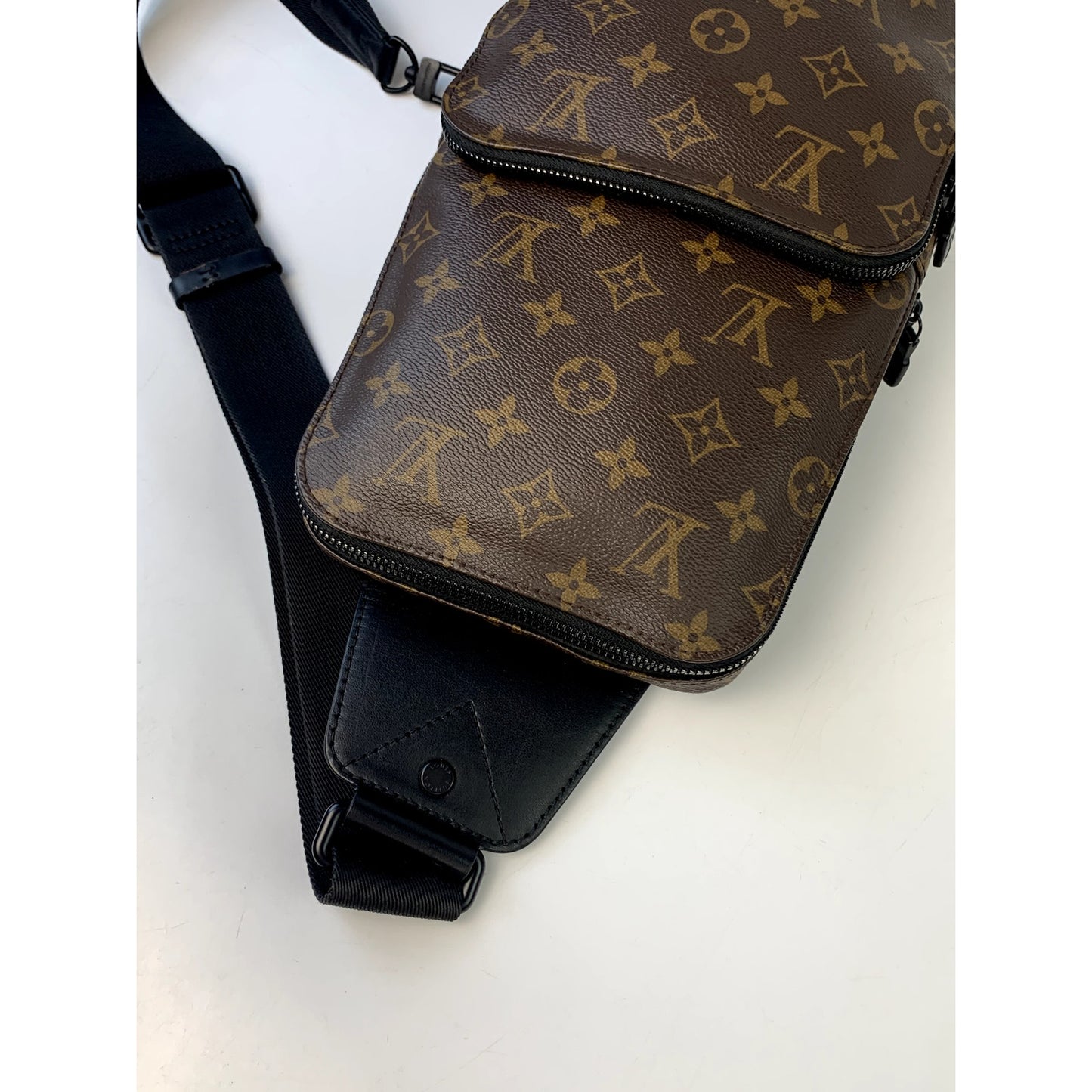 Louis Vuitton Avenue Macassar Sling Bag