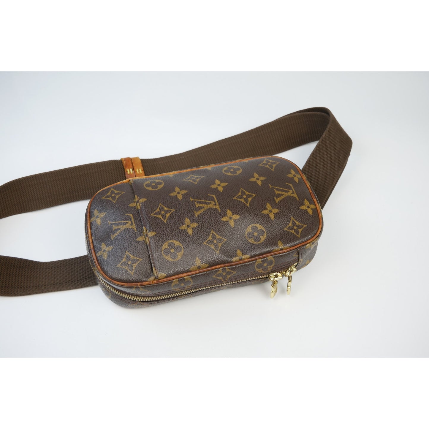 Louis Vuitton Pochette Gange Waist Bag