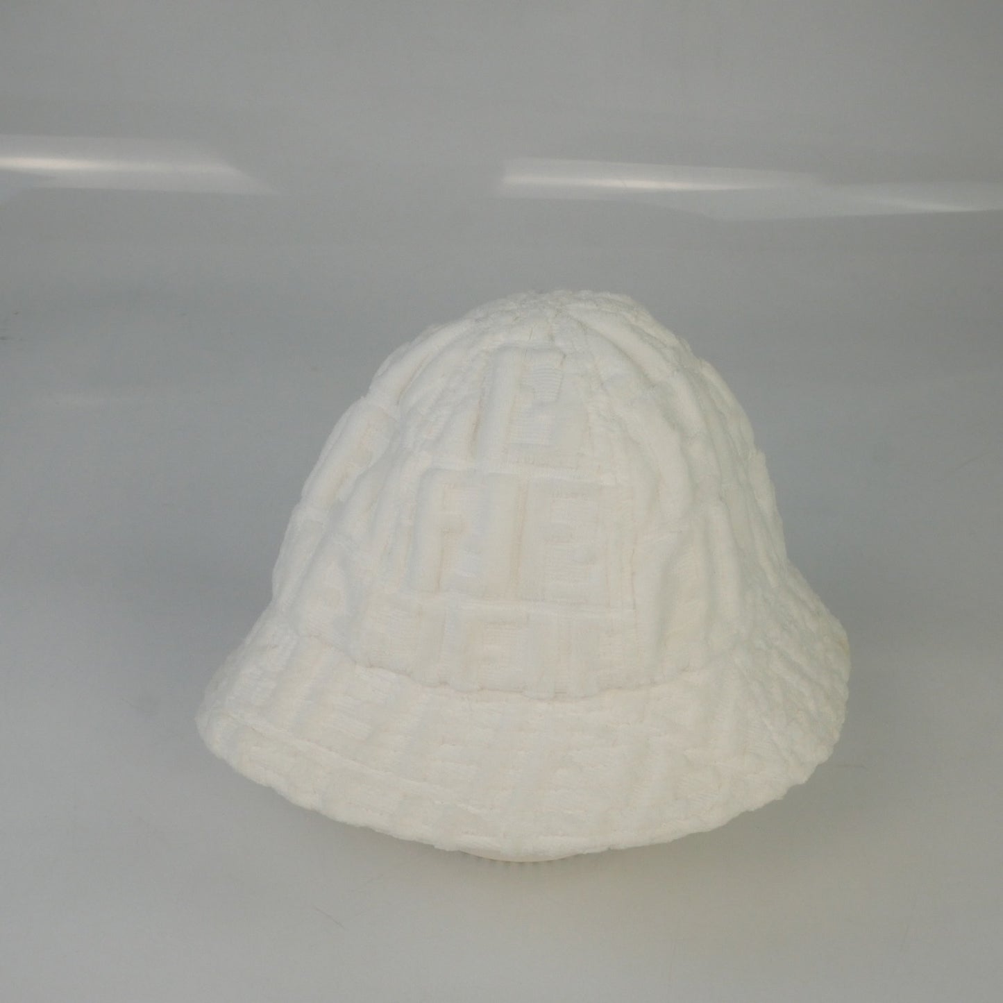 Fendi White Shearling Bucket Hat