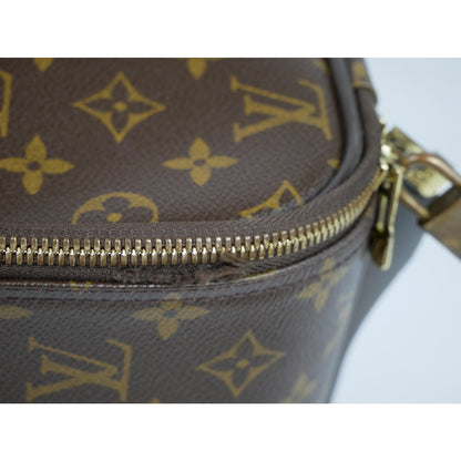 Louis Vuitton Classic Pegase 45 Mini