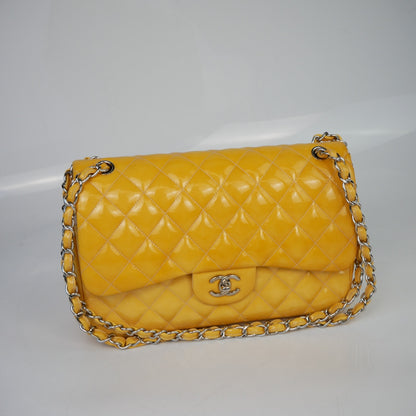 Chanel Jumbo Large Flap Bag