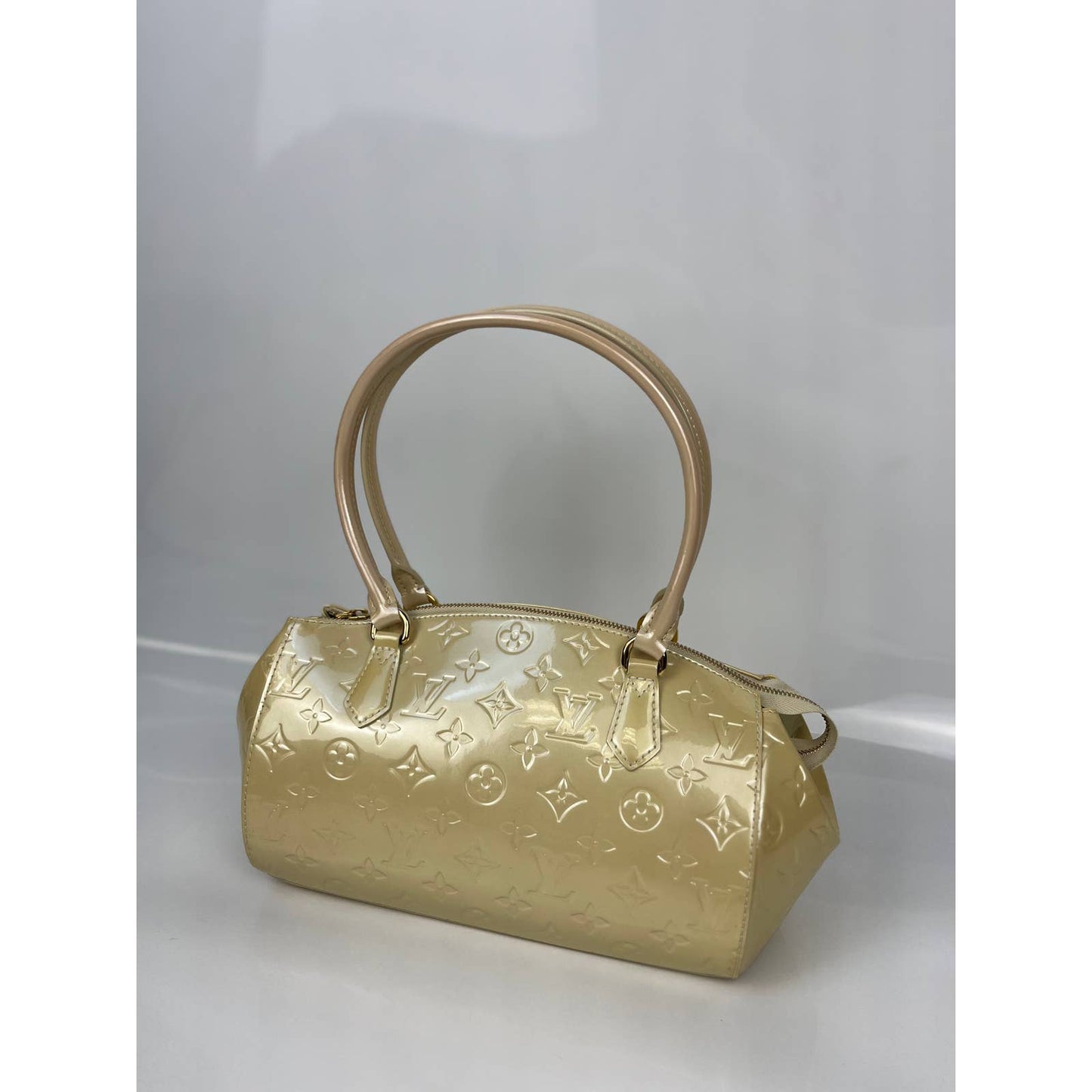 Louis Vuitton Golden Monogram Vernis Sherwood GM bag