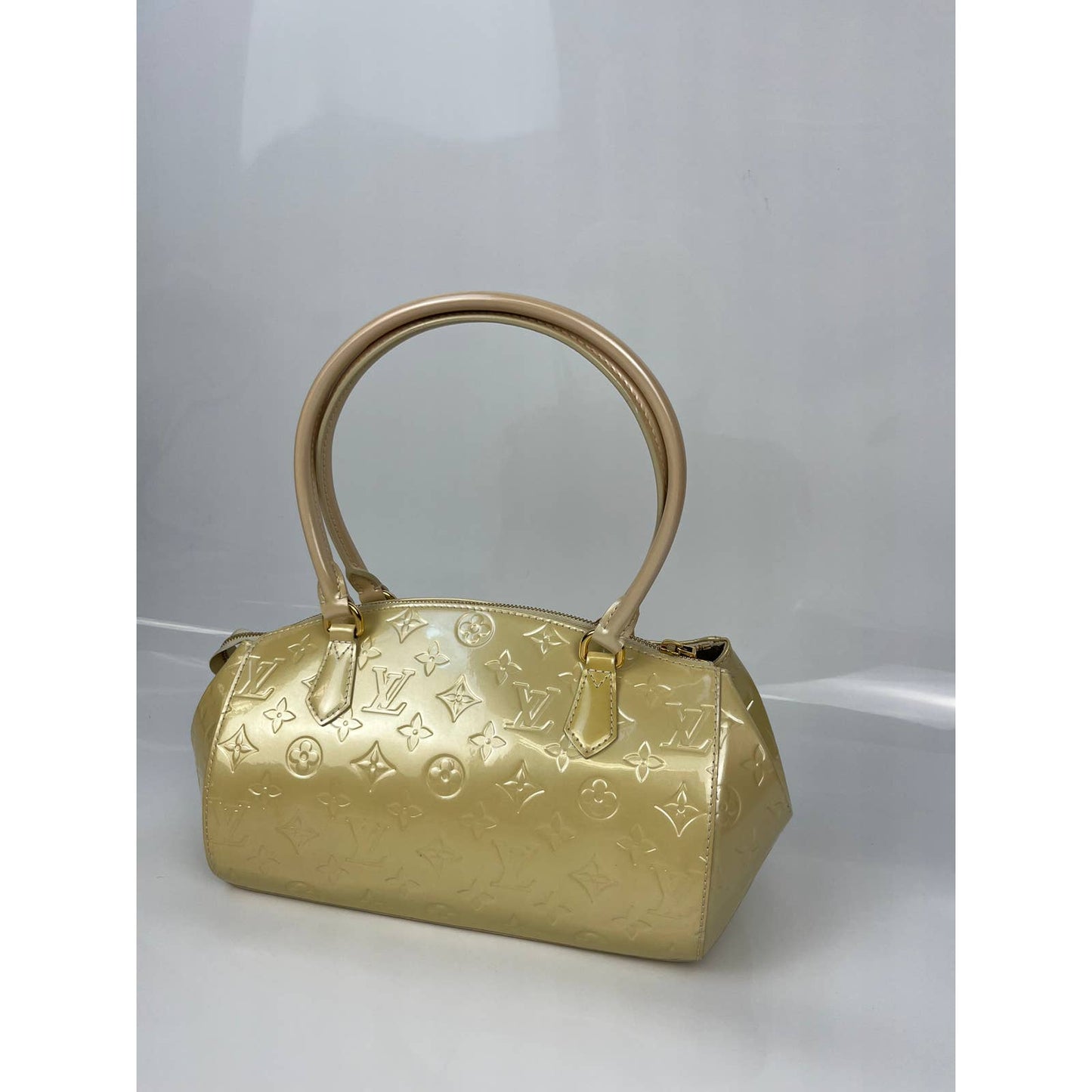 Louis Vuitton Golden Monogram Vernis Sherwood GM bag