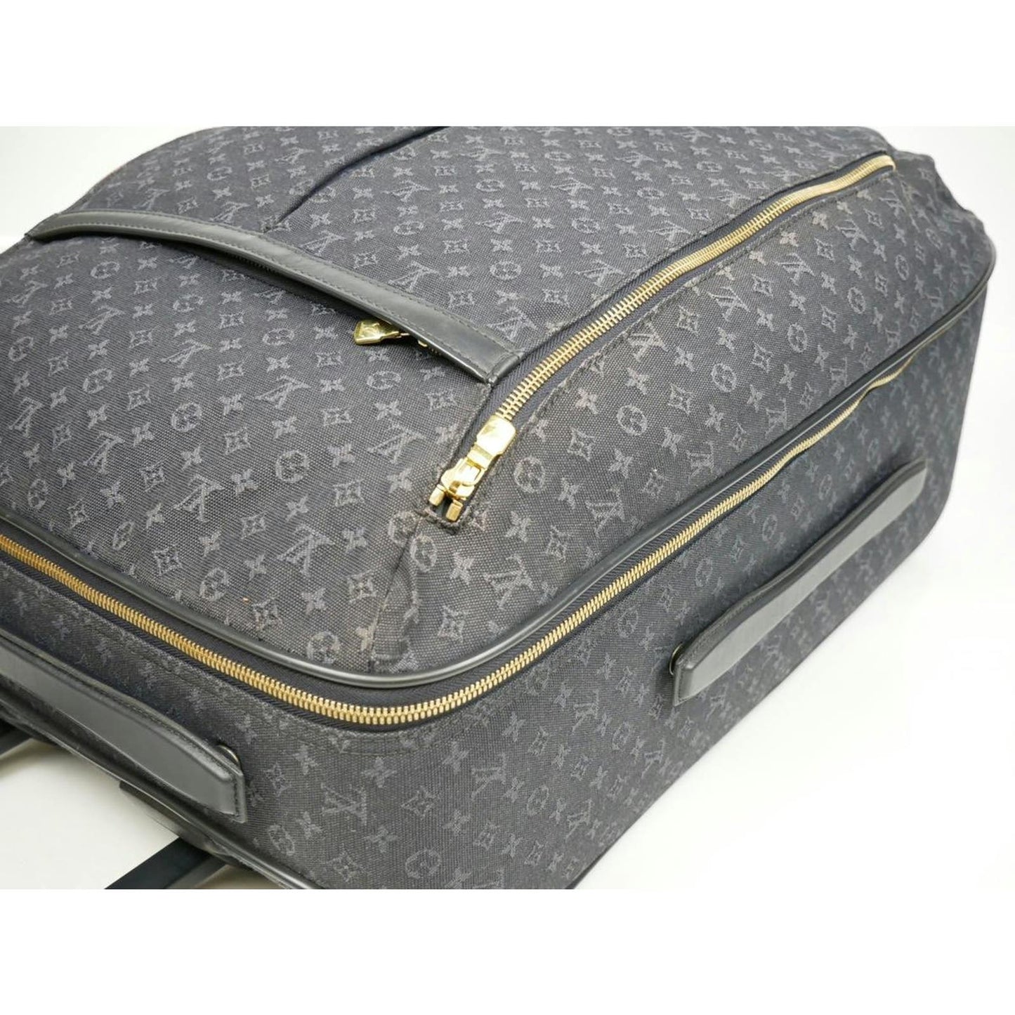 Louis Vuitton Pegase 55 Rolling Luggage Bag