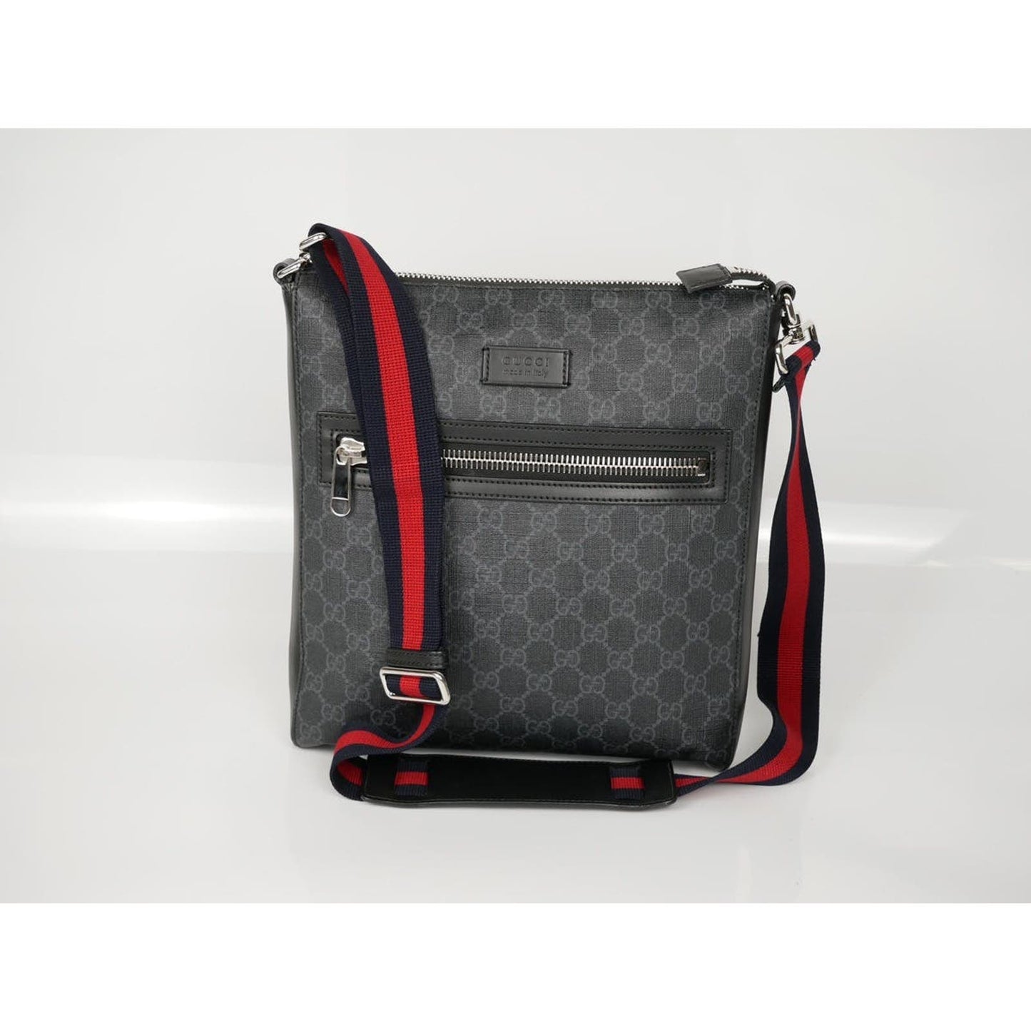 Gucci Supreme Messenger Shoulder Bag Monogram